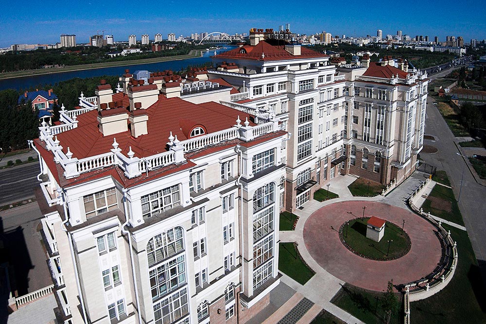 STONE-COATED METAL ROOF TILES