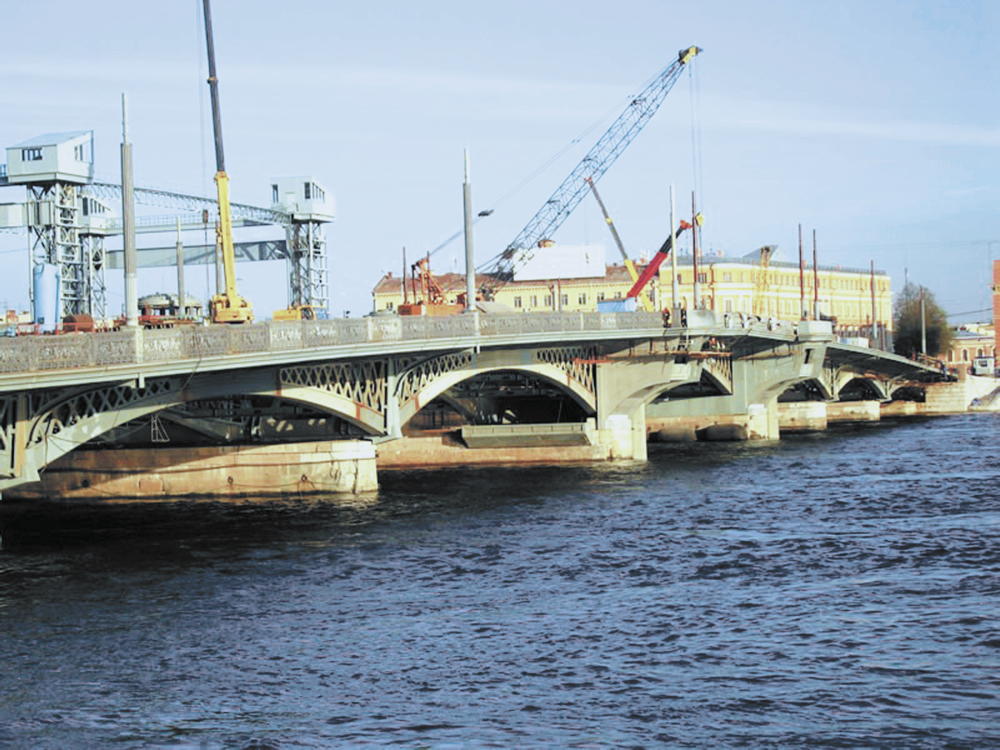 Blagoveshchensk Bridge