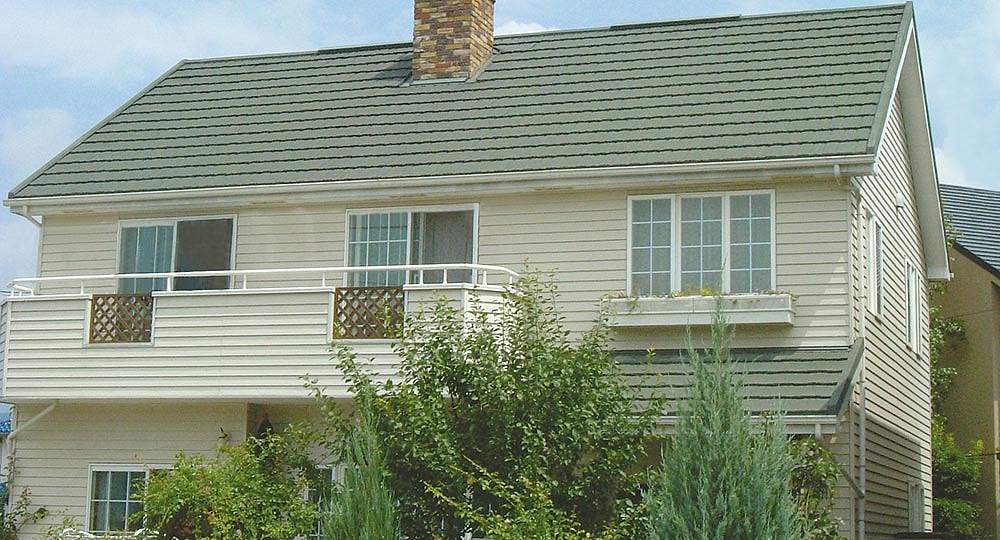 STONE-COATED METAL ROOF TILES